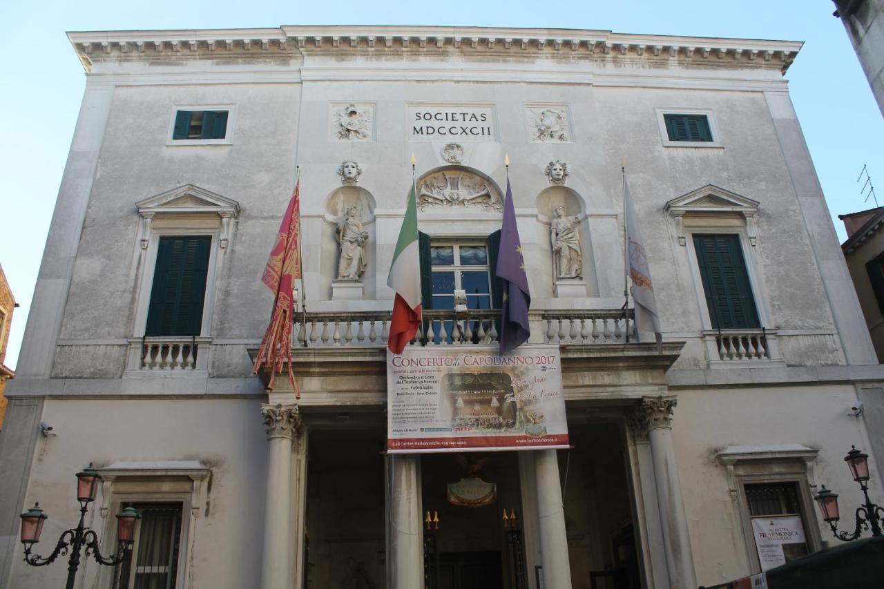 San Marco Fenice 3Bdr 2Bth Apartment ヴェネツィア エクステリア 写真