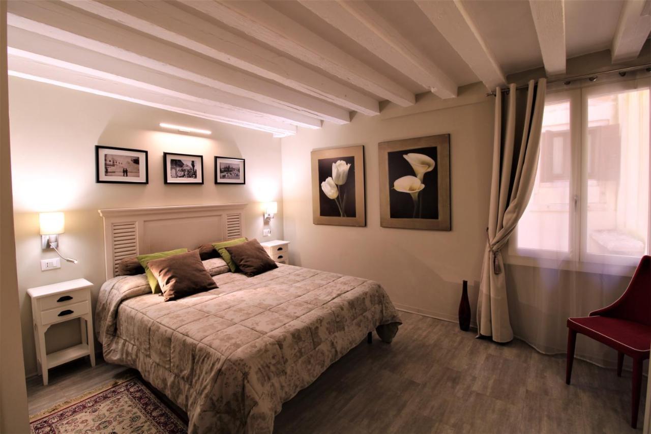 San Marco Fenice 3Bdr 2Bth Apartment ヴェネツィア エクステリア 写真