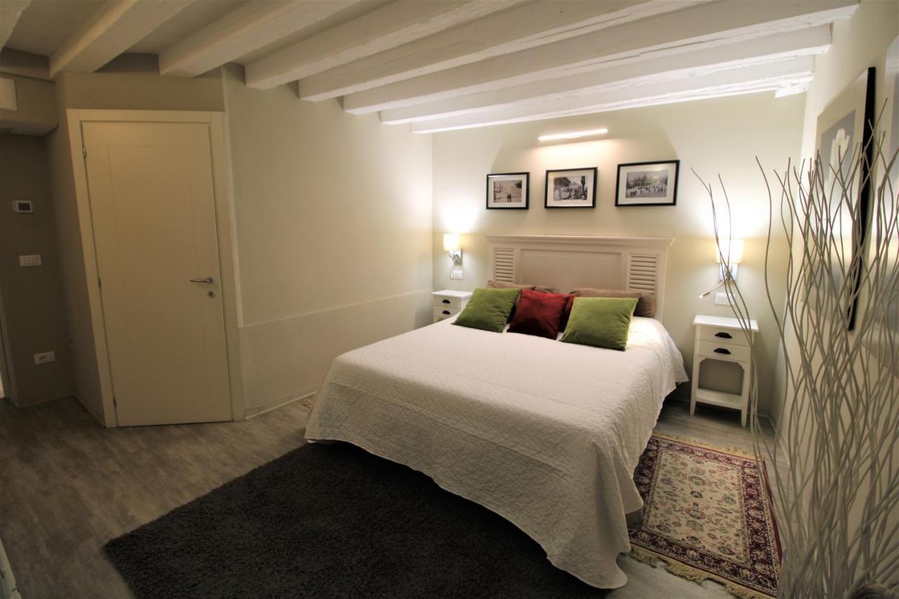 San Marco Fenice 3Bdr 2Bth Apartment ヴェネツィア エクステリア 写真
